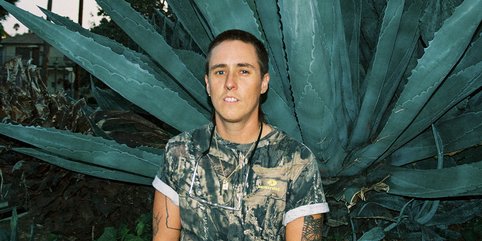 JOHN ALLISON WEISS ANNOUNCES "THE LONG WAY," SHARES SINGLE "FEELS LIKE HELL"